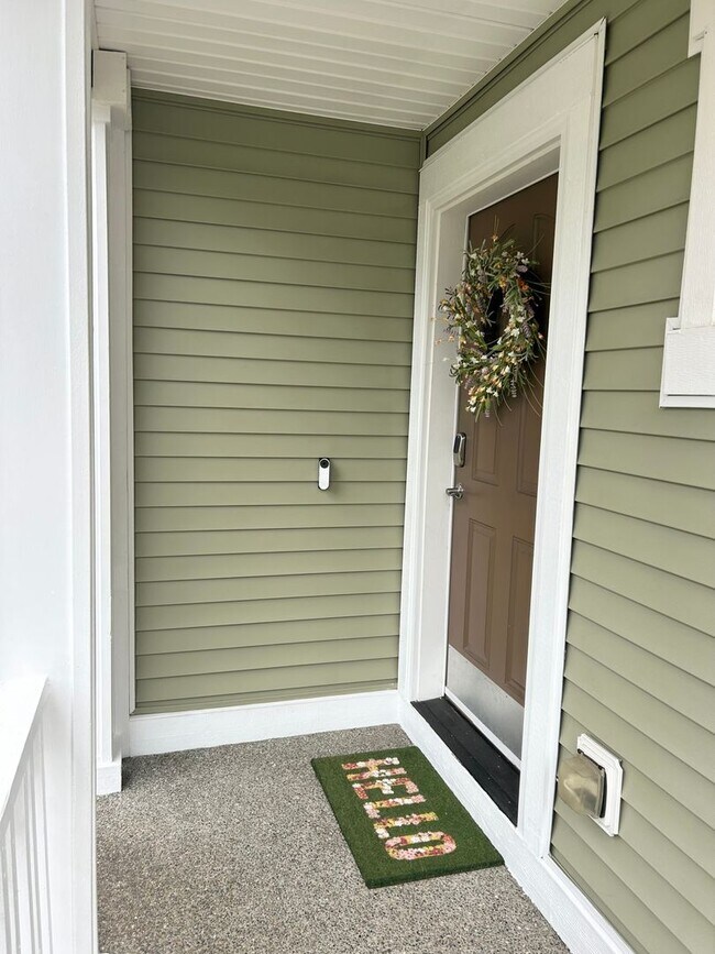 Photo - Updated 2 bedroom + loft, 2.5 bath DuPont Home
