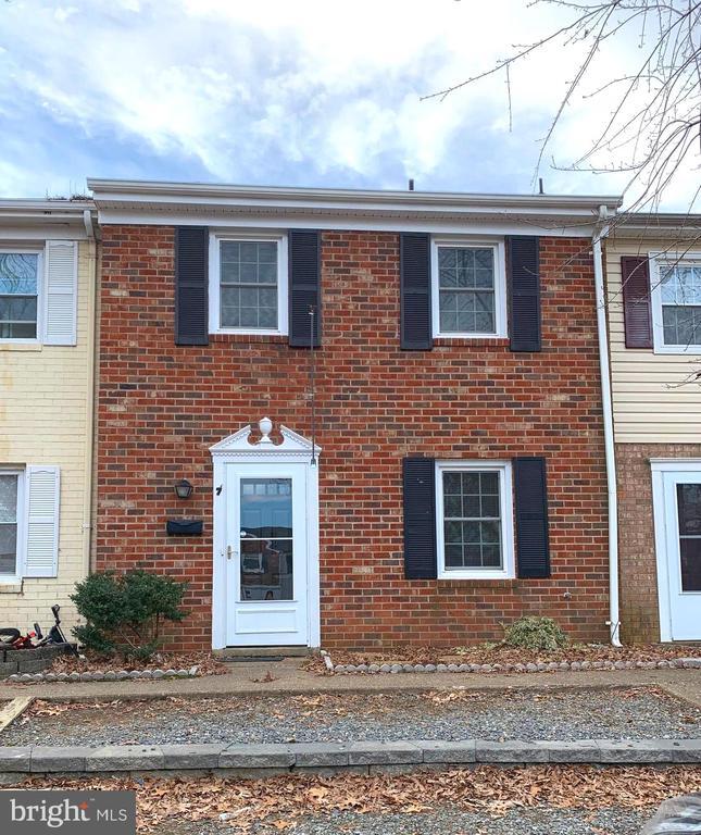 Photo - 7 Farrell Ln