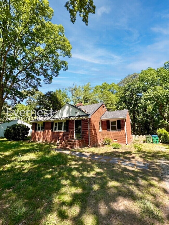 Photo - 2909 Westgate Dr