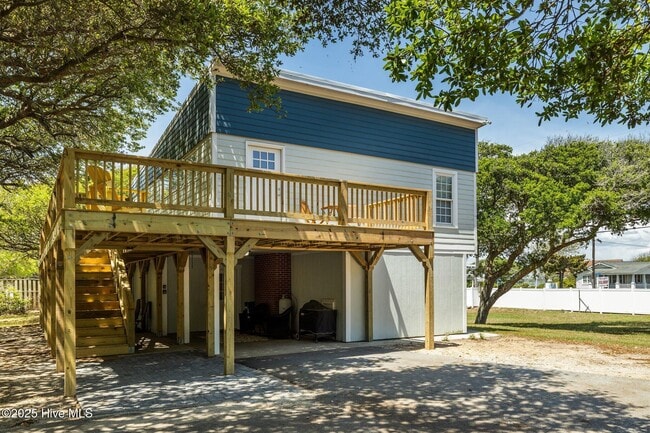 Building Photo - 223 Hoffman Beach Rd Rental