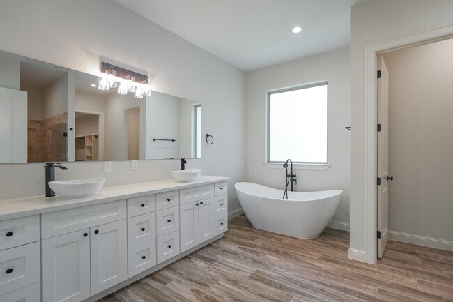 Photo - 25018 Rhett Butler Ct