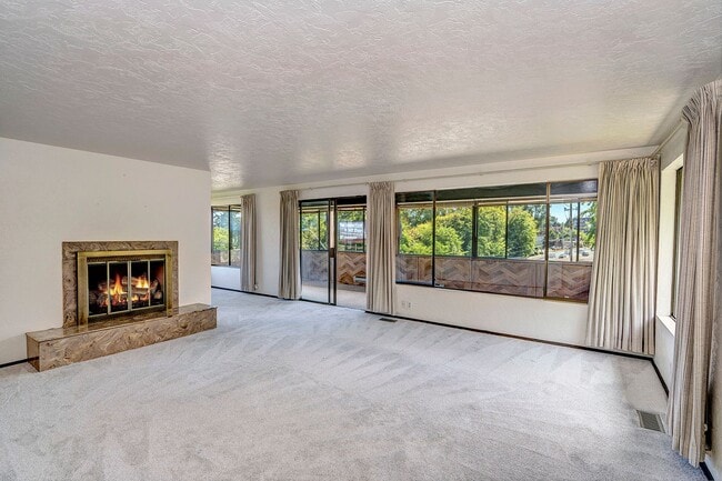 Photo - 3642 NE 155th St