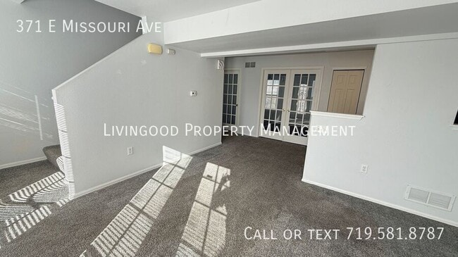 Photo - 371 E Missouri Ave