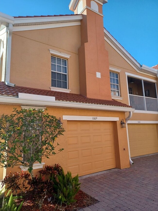 Photo - 1843 Concordia Lake Cir