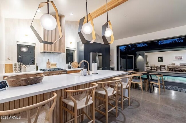 Photo - 68 W Lewis Ave