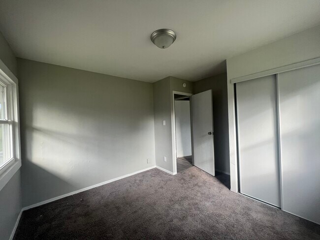 Photo - 407 Blackfoot Dr