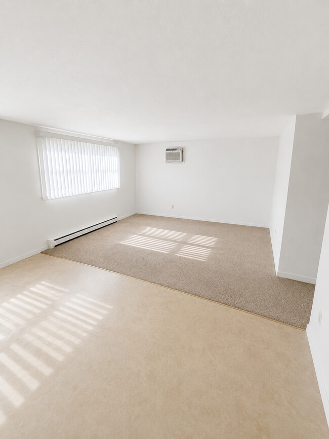 Tremont Street Apartments