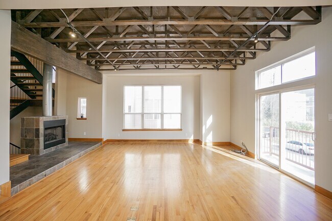 Photo - 228 Willard St Unit A