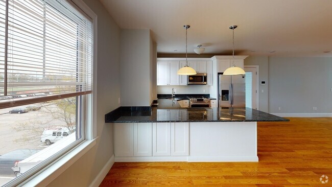 Building Photo - 45 Spring St Unit 12 Rental