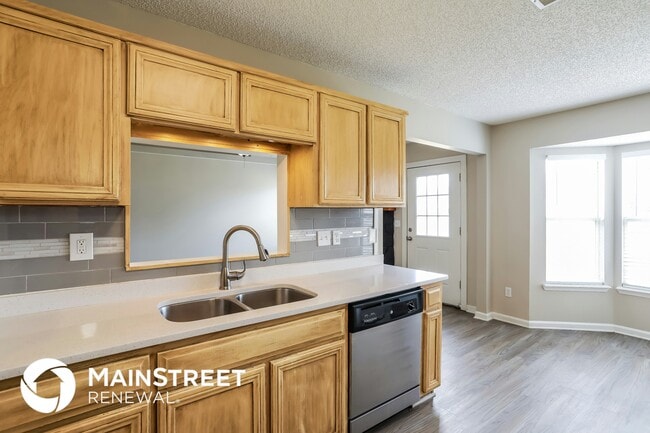 Photo - 2944 Whirlaway Ct