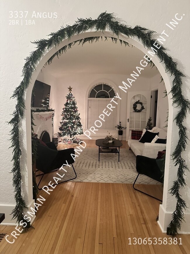 Photo - 2 Bed 1 Bath Full House in Lakeview