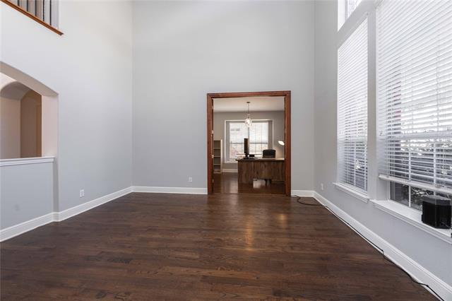 Photo - 1687 Sandstone Dr