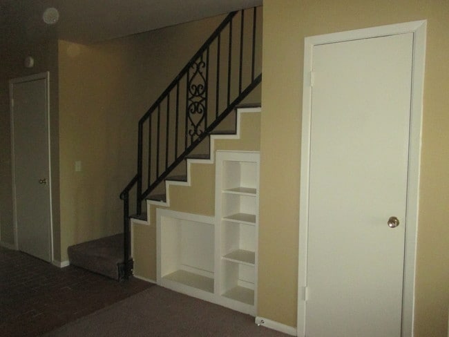 Photo - Neville Apartments