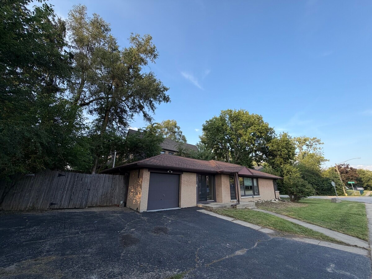 Photo - 266 S Prospect Ave