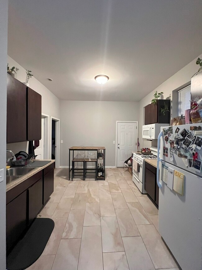 Photo - 1532 W 18th Pl Unit 1F