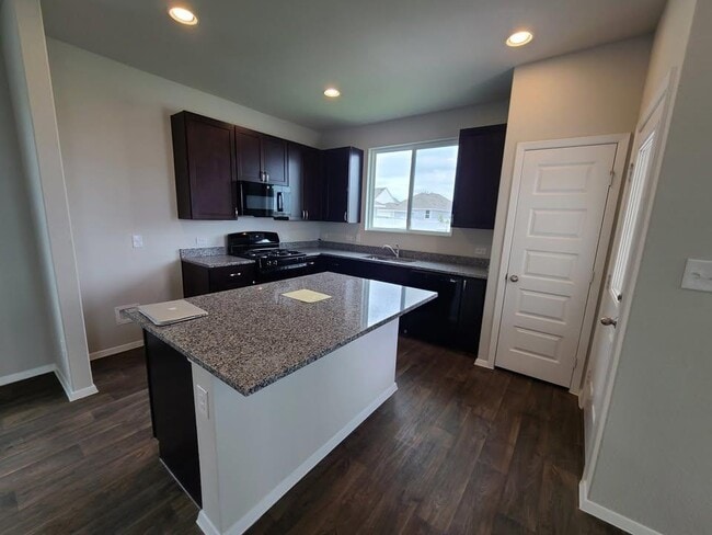 Photo - 156 Huckleberry Ln