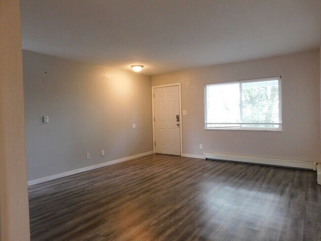410 Franklin Ave Unit 2