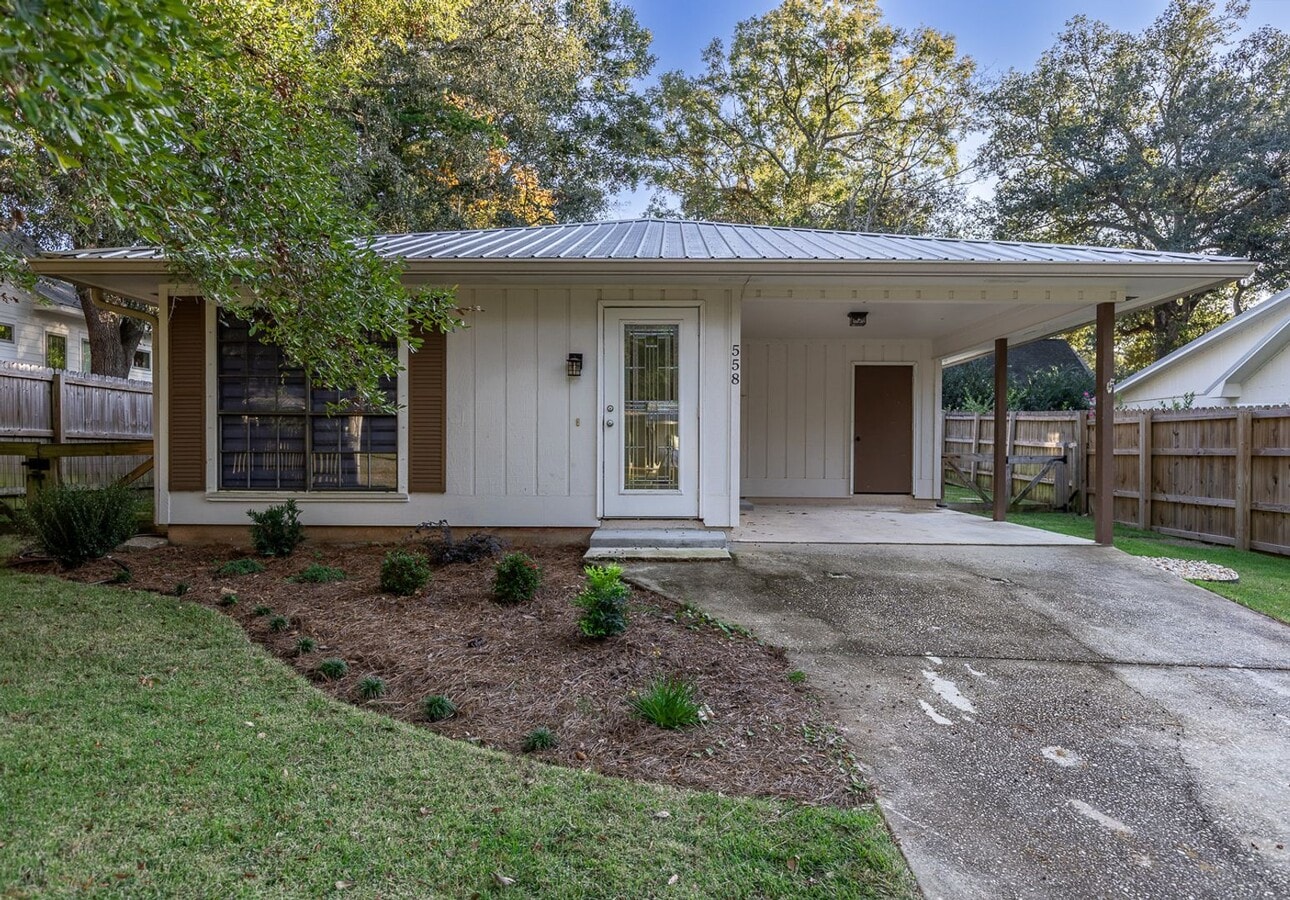 Newly Remodeled Fairhope Cottage Near Downtown! - Newly Remodeled Fairhope Cottage Near Downtown!