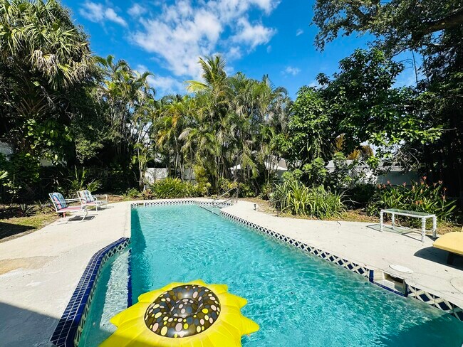 Photo - 2415 Laurel Ln Casa