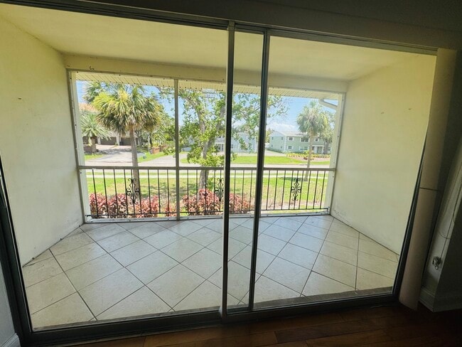 Photo - 4500 Overlook Dr NE Unit 210