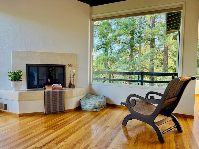 Photo - 760 La Mesa Dr