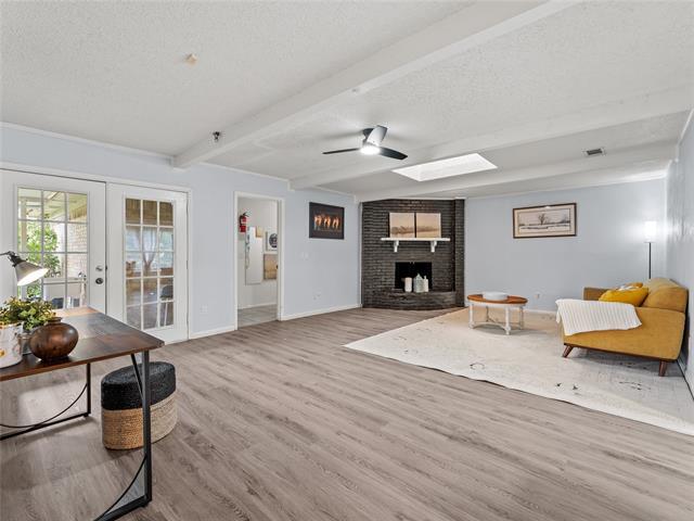 Photo - 2012 Westlake Dr