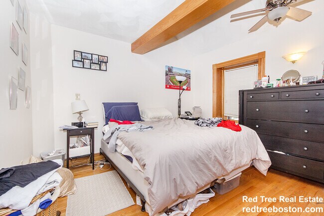 39 Charles St Unit 3