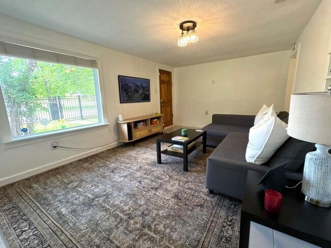 Photo - 1101 Holly St