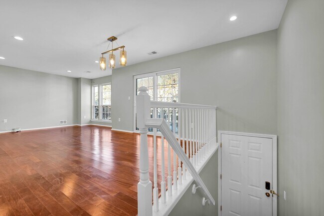 Photo - 40 Cottonwood St