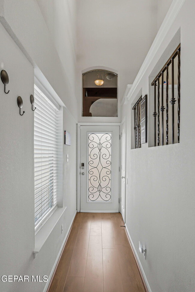 Photo - 4613 Al Hernandez St