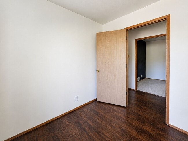 Photo - 1817 NW Mulholland Blvd