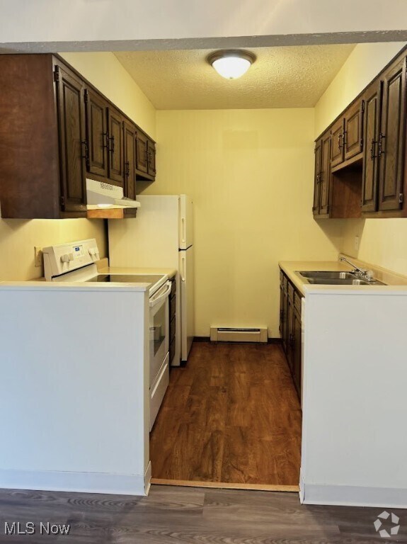 Building Photo - 200 Fernwood Rd Unit 36 Rental