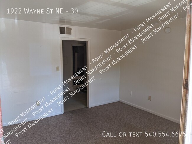 Photo - TOP FLOOR Updated 2 Bed 1 Bath Unit 30