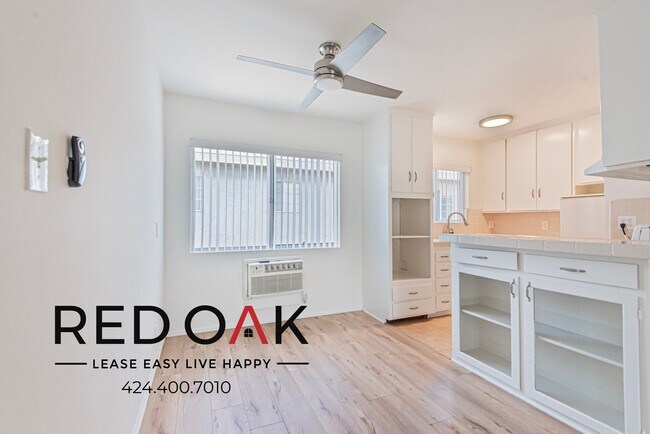 Photo - 6045 Whitsett Ave Unidad 14