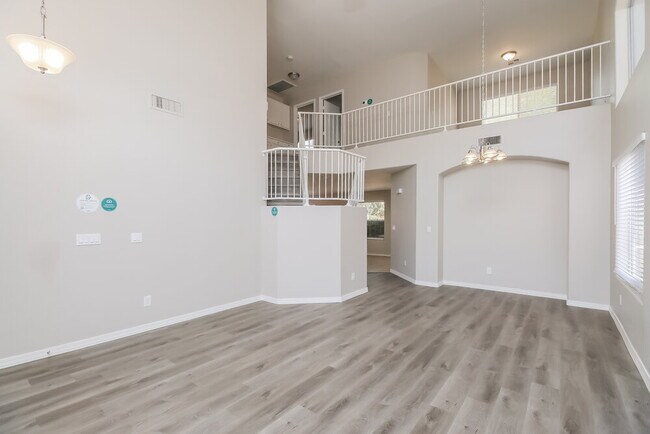 Photo - 1036 W Olive Ave