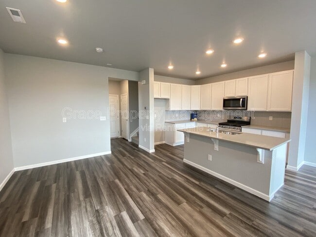 Photo - 191 Ambrose St