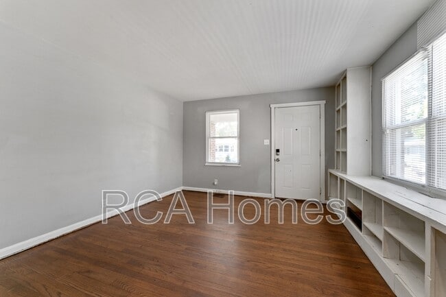 Photo - 4539 Crittenden Ave