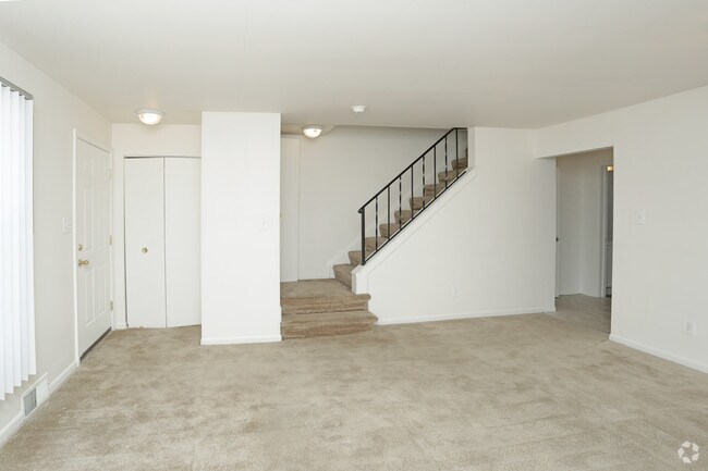 Photo - Stratford Villa - Oak Park, MI