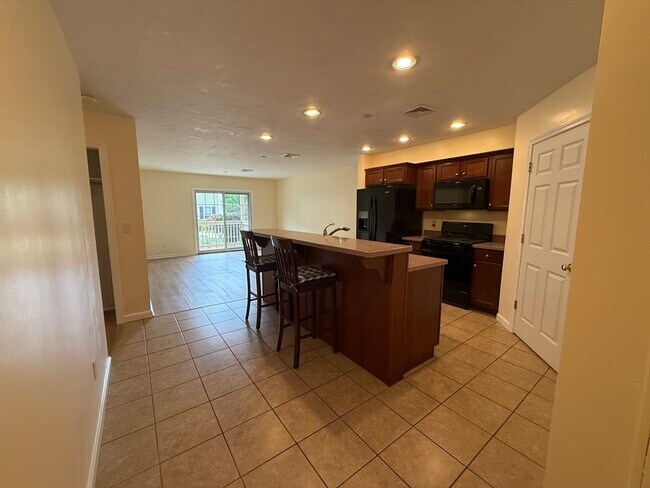 Photo - 215 Longmeadow Rd Unit 603