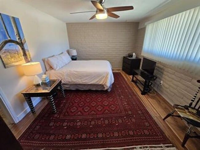 Photo - SPECIAL HALF OFF FIRST MONTH RENT!! Beautiful Eastside Home Won't Last!!! Must See!!!