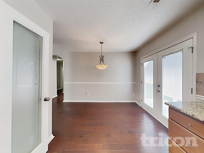 Photo - 1829 Mission Oaks St