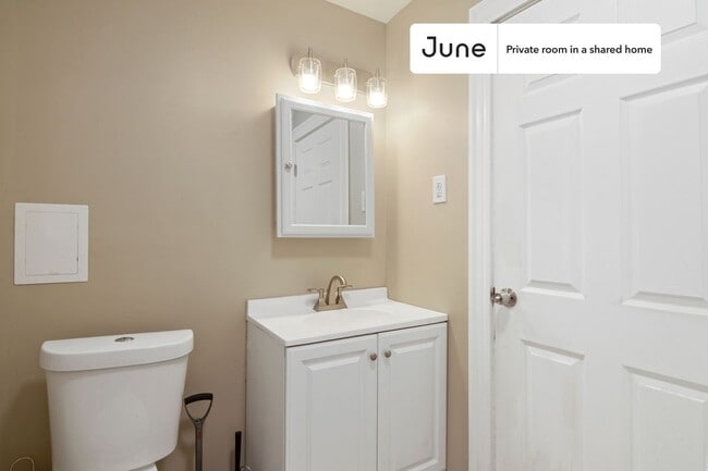 Photo - Room in Shared 4 bed/1 bath home Unidad C