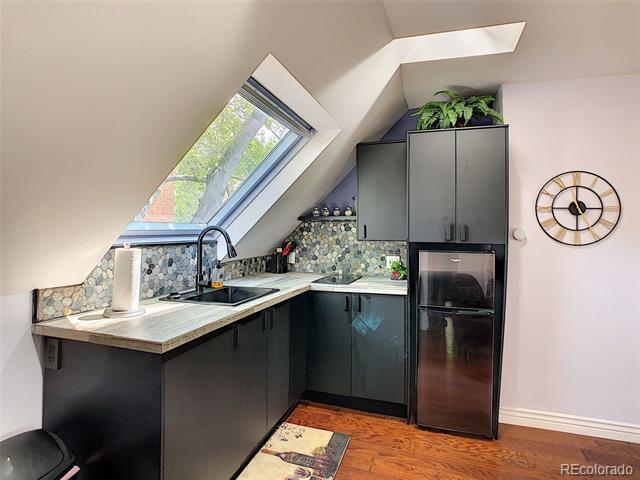 Photo - 124 S Sherman St Unit Upstairs