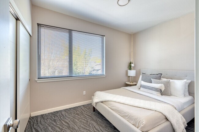 1428 SE 19th Ave Unit SI ID1612019P
