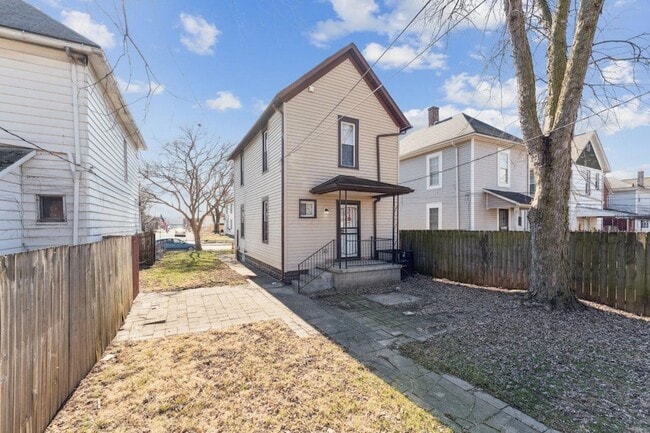 Photo - 274 E Barthman Ave