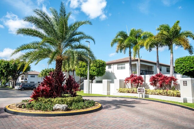 Photo - Legacy Palm Isle