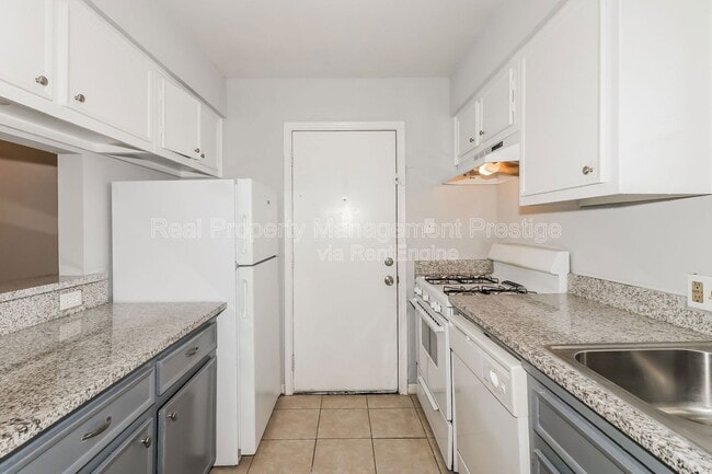 Photo - 3111 Falk Ct