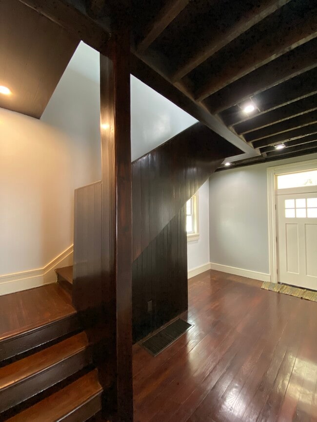 Photo - 2100 Cecil Ave