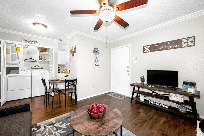 1 BR 1 BA, 485 Sq. Ft.