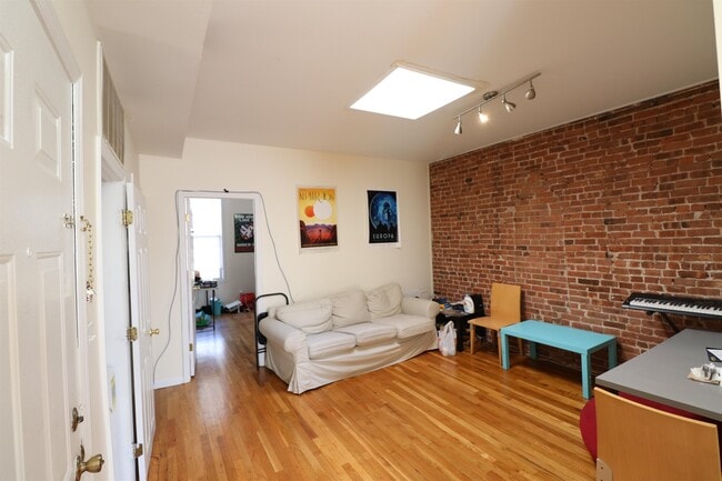 Photo - 924 Washington St Unit 3